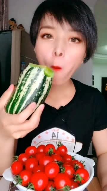 今日吃瓜播报内容是什么,揭秘娱乐圈最新热点事件